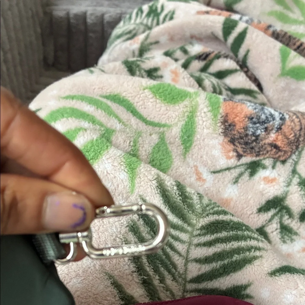 lululemon athletica Burgundy Zip Pouch with Green Coin Case - Picture 5 of 6